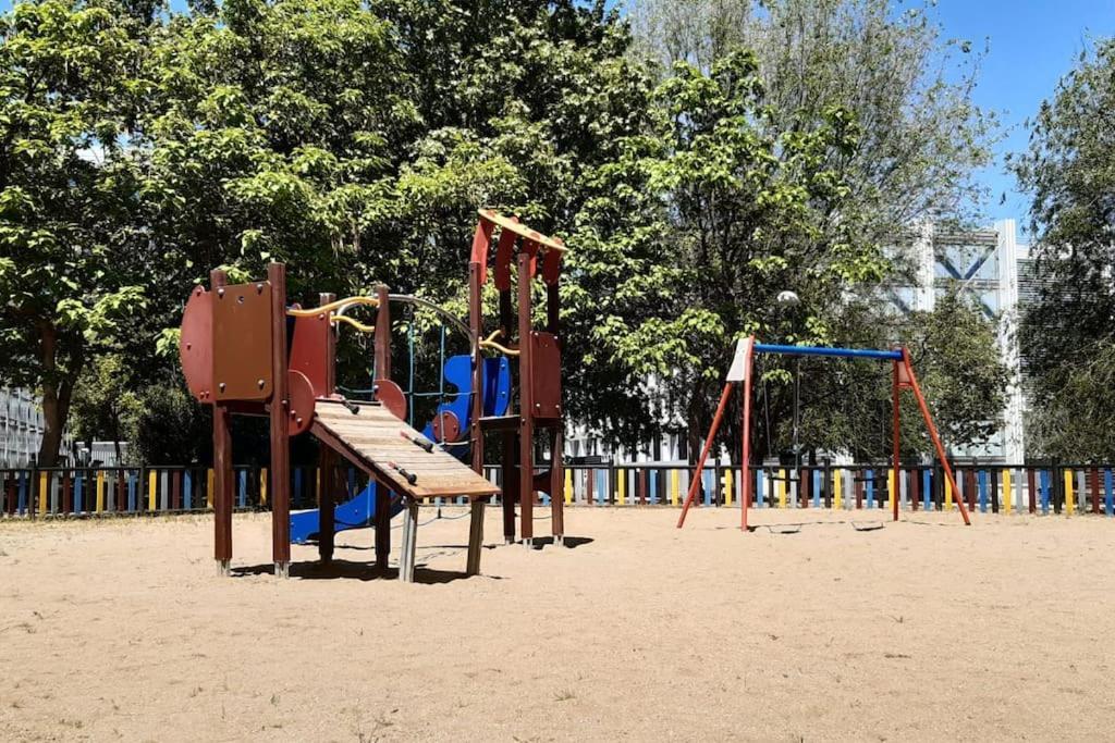 Loft Para Sonar Y Explorar Madrid Entero Para Ti! Eksteriør billede